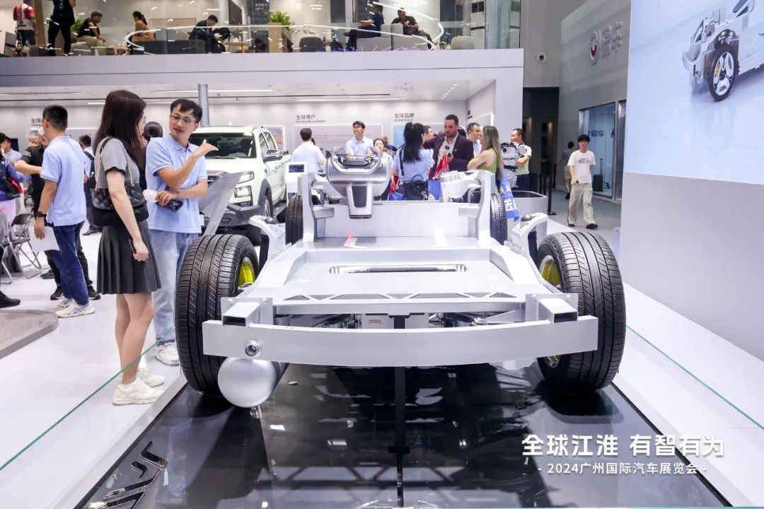 江淮全域线控智慧底盘，引领汽车底盘的“二次革命”