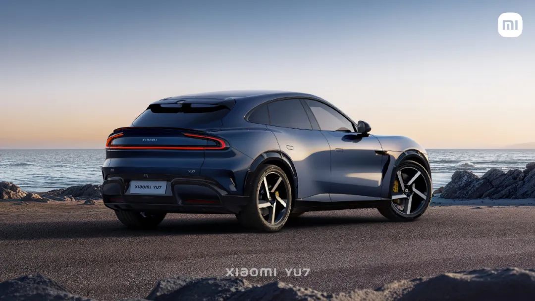 2025年新车大战提前开打？小米YU7、尊界S800等，都不是好惹的货！