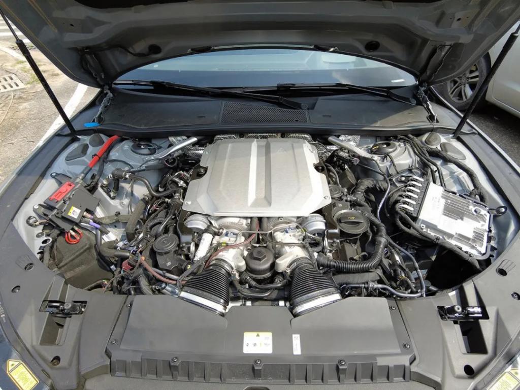 不是说法拉利造不出好的涡轮增压发动机,而是有了涡轮之后,其它车厂也