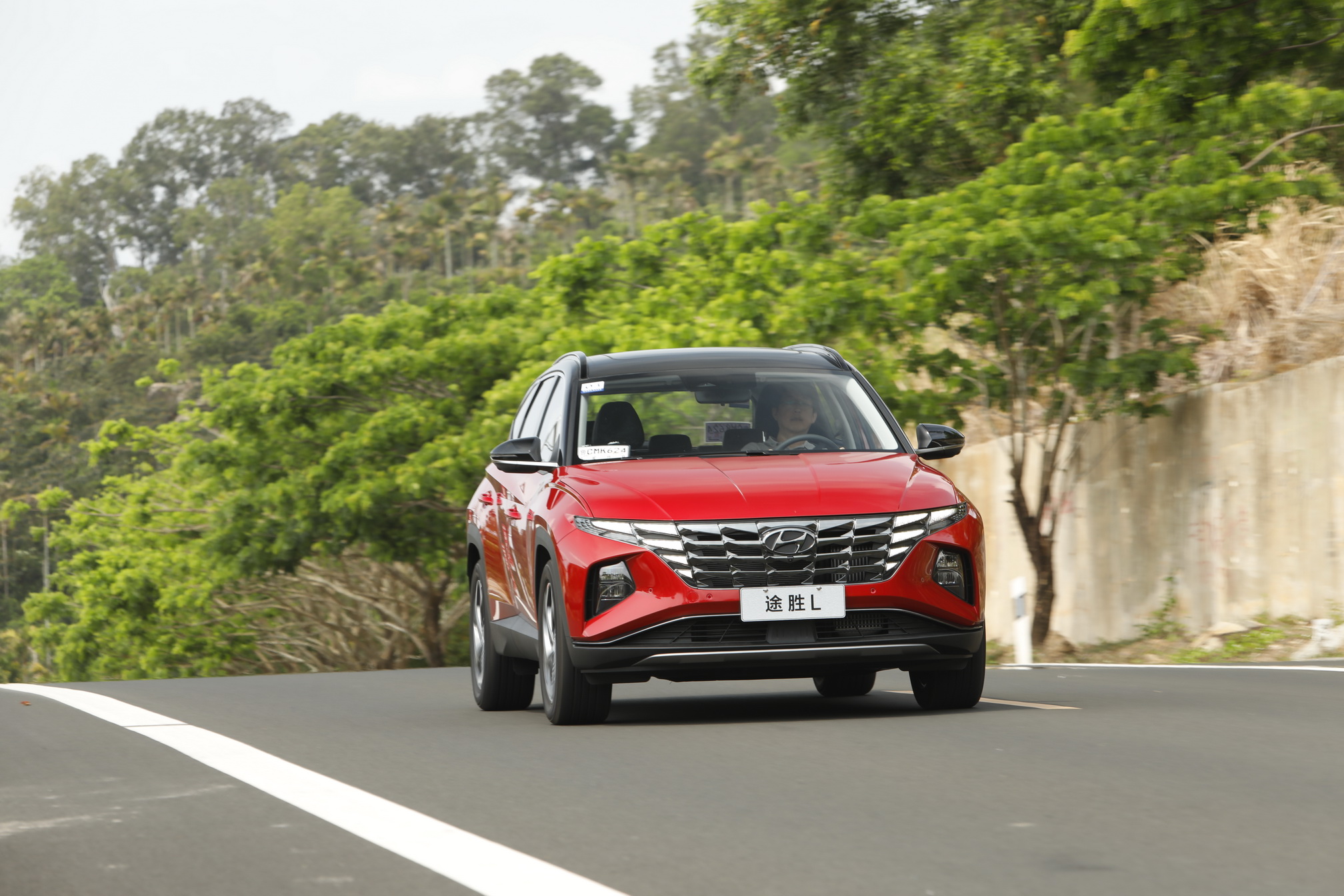 67北京现代第五代途胜l上市,价格比预售有惊喜 | 俞昆炫车-独家资讯