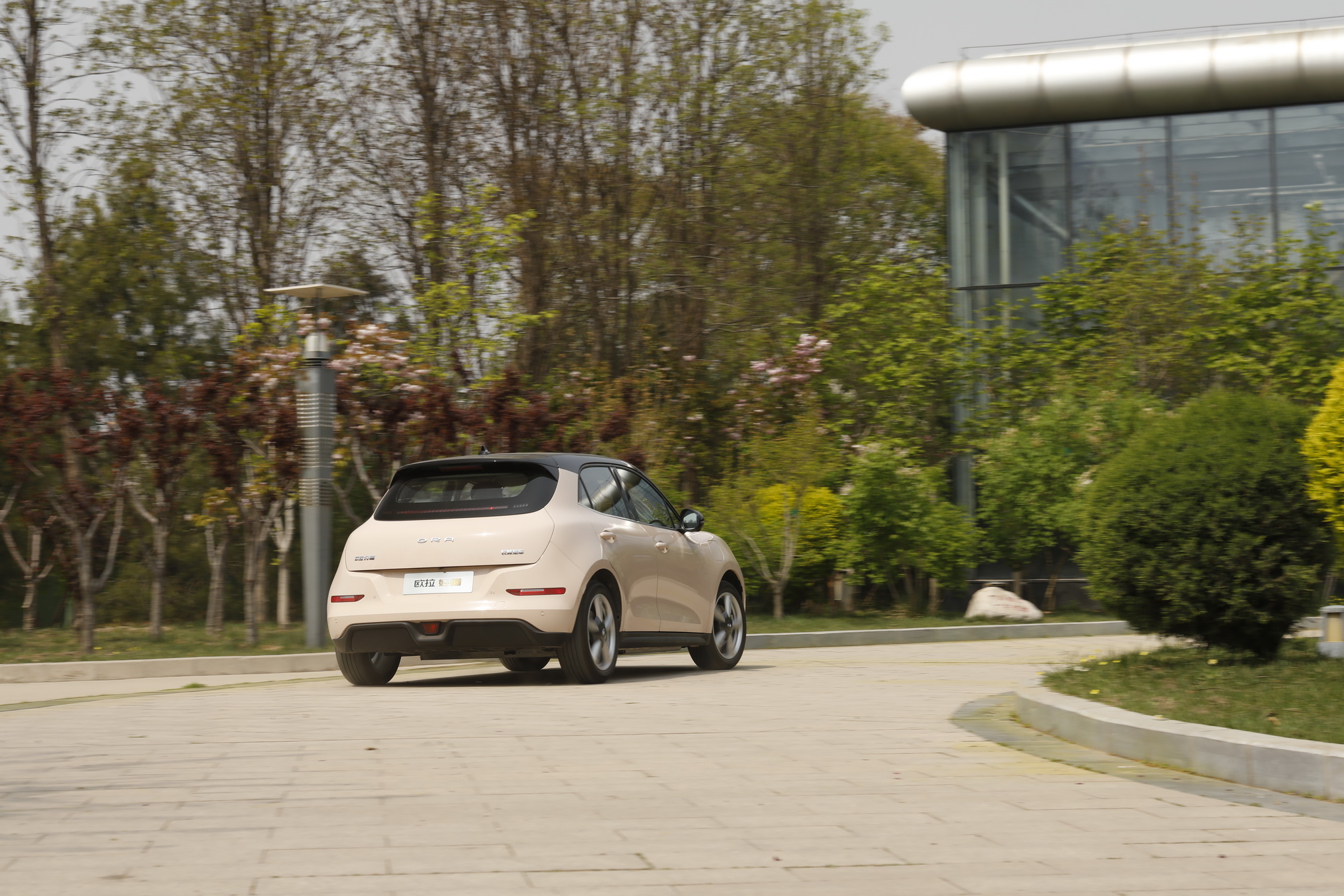 城市精灵 实用至上 试驾欧拉好猫2021款500km长续航波塞冬版 | 俞昆炫