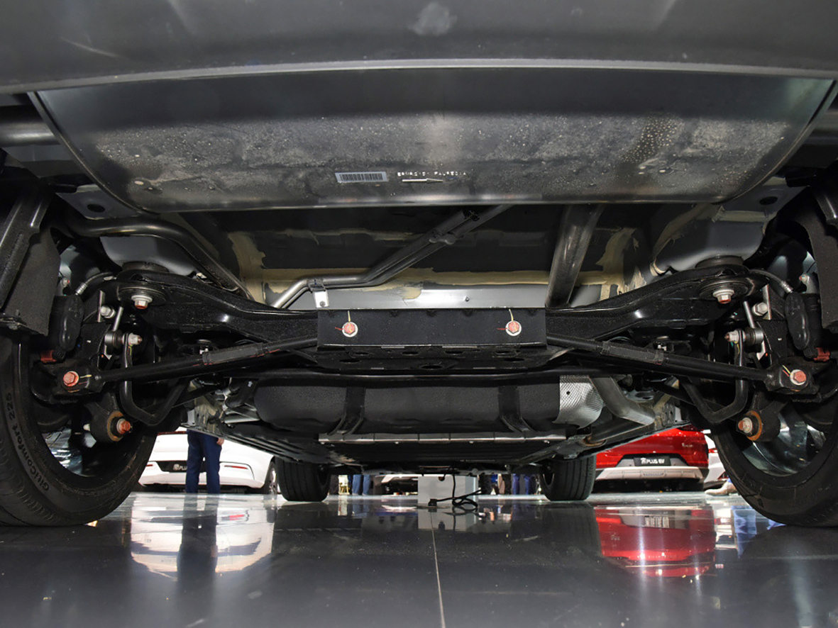 试驾比亚迪狠角色有dmi技术加持的唐果然很省油火星说车