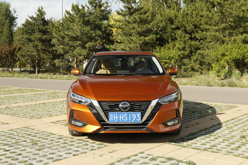 班级的一贯好学生 驾驶2021款轩逸1.