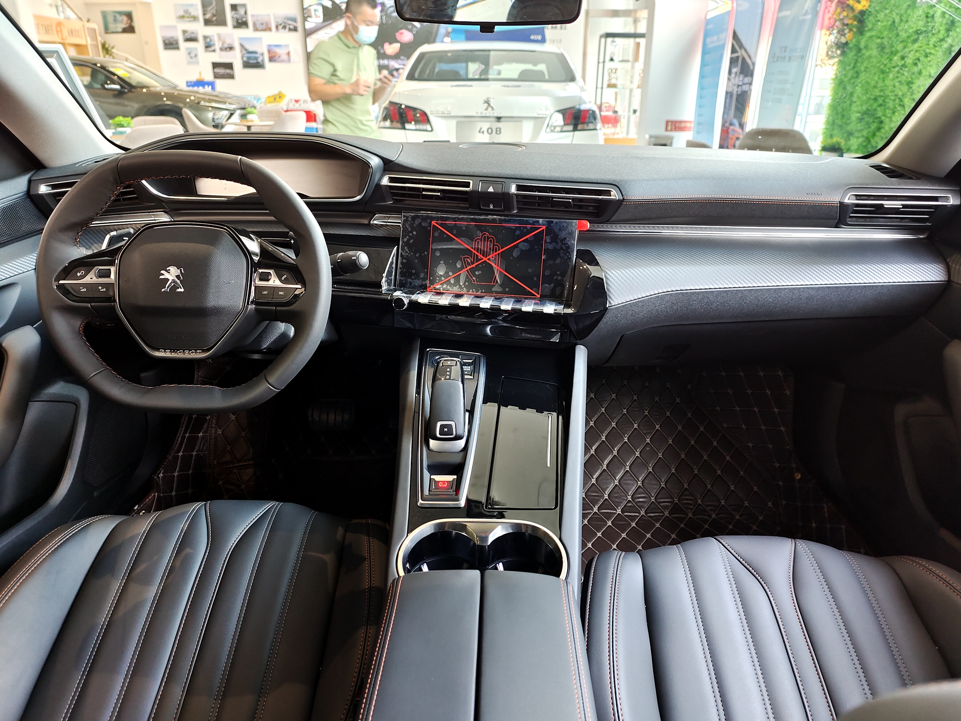 东风标致508l实拍 内饰够激进|小号撩车-独家资讯-汽势科技