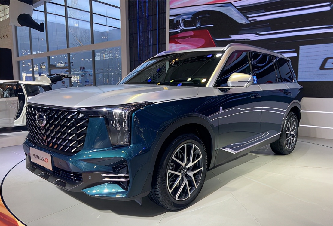 广汽传祺全新gs8预售价18.