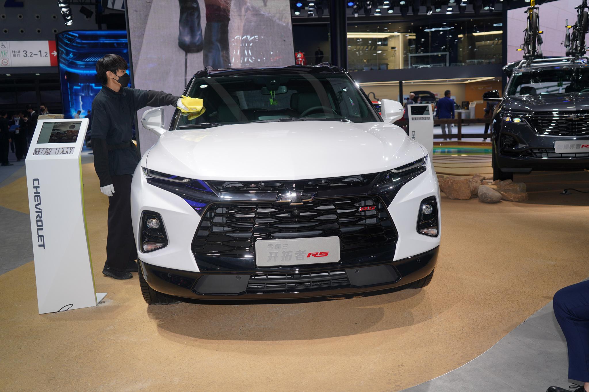 配双色车身 雪佛兰开拓者白夜版上市 33.