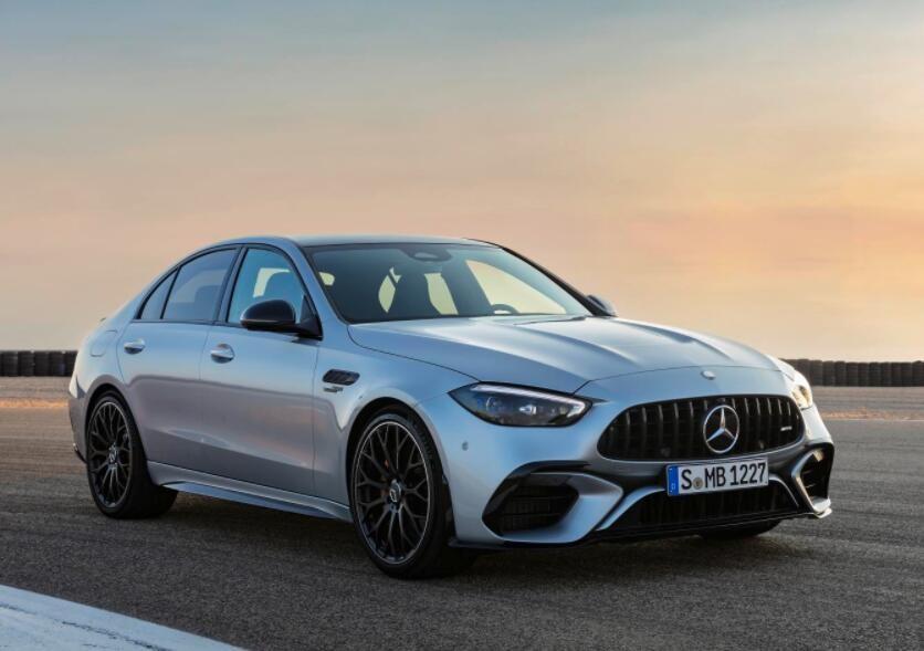 4秒 全新梅赛德斯-amg c 63 s全球首发|汽车大事记-独家资讯-汽势科技