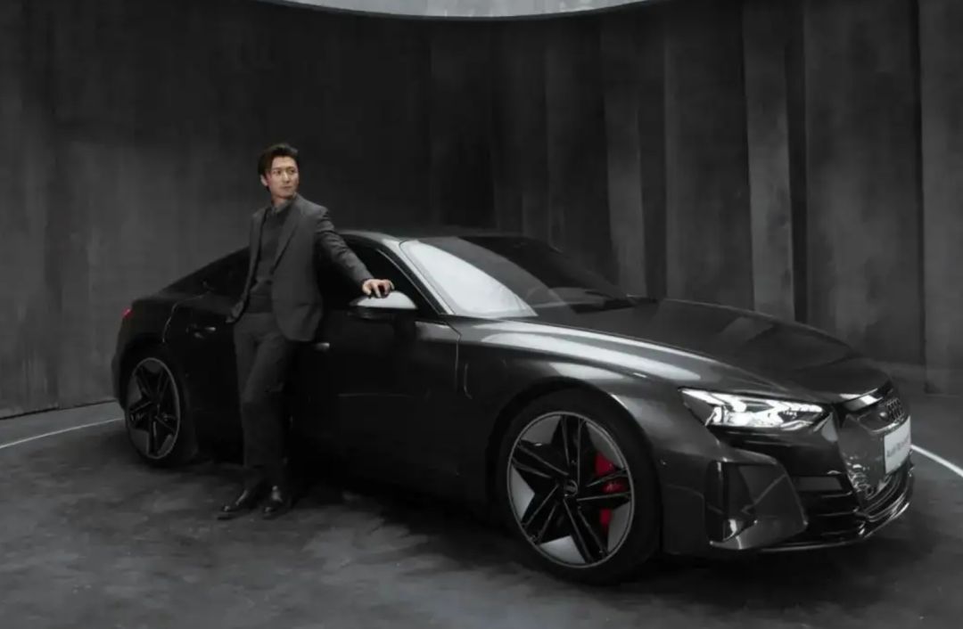 即型格赋电先锋&奥迪rs e-tron gt全球大使谢霆锋正式加入